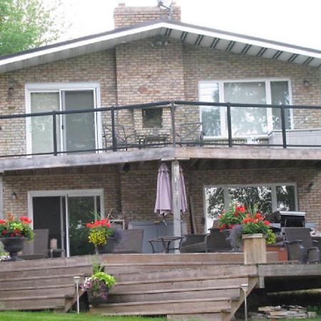 Water'S Edge B & B Oro-Medonte Exterior foto