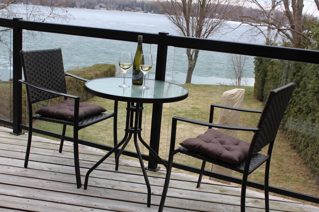 Water'S Edge B & B Oro-Medonte Exterior foto